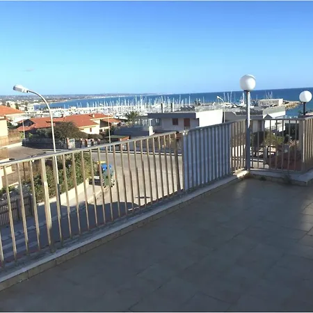 House With 3 In Marina Di Ragusa, With Wonderful Sea View